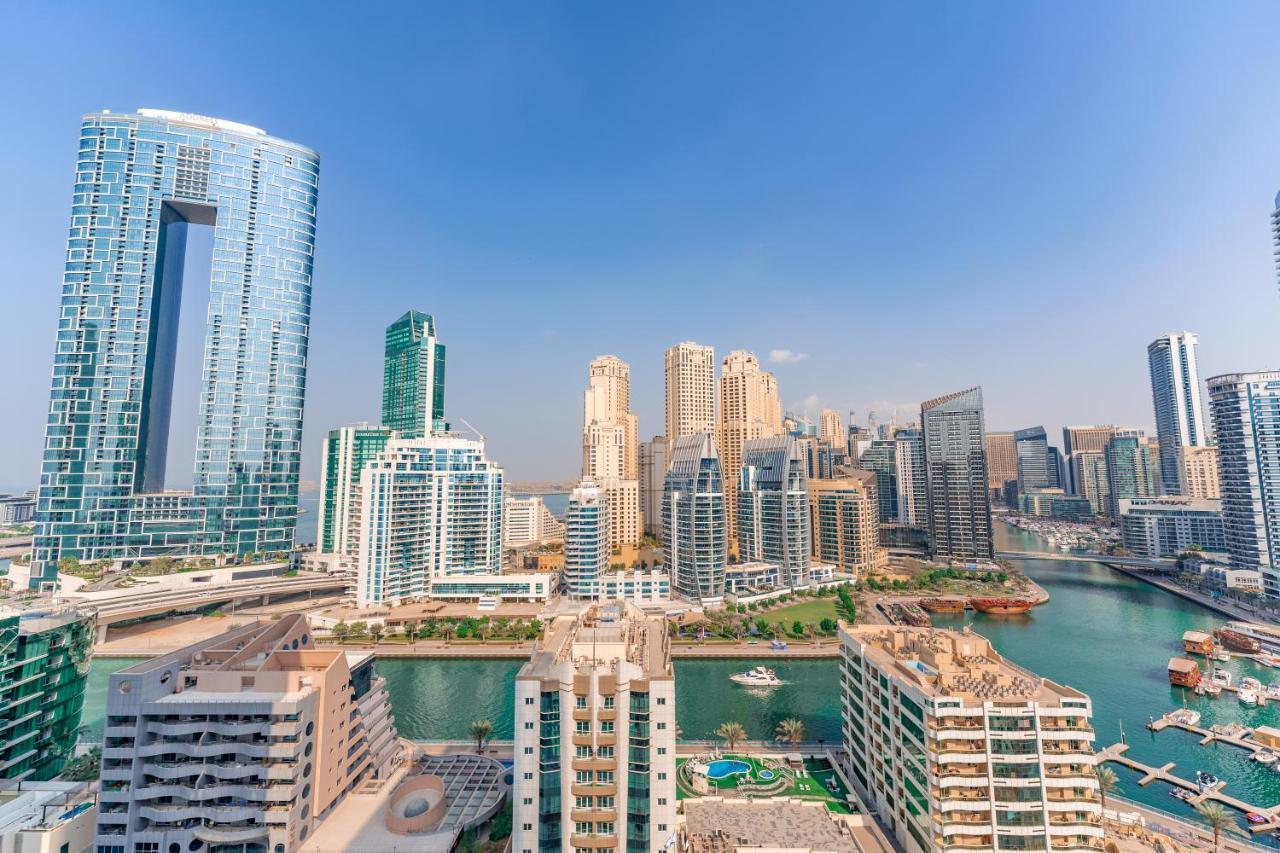 Fam Living - Marina Marvel - Studio Apartment With Breathtaking Views In Studio One Tower Dubai Exterior foto